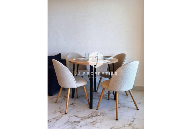 Resale - Apartment / flat -
Torrevieja - Cabo cervera