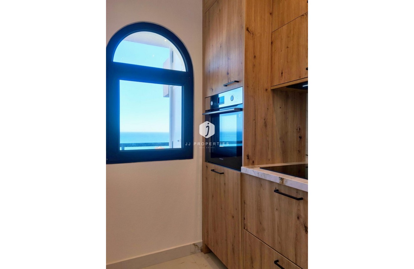 Resale - Apartment / flat -
Torrevieja - Cabo cervera