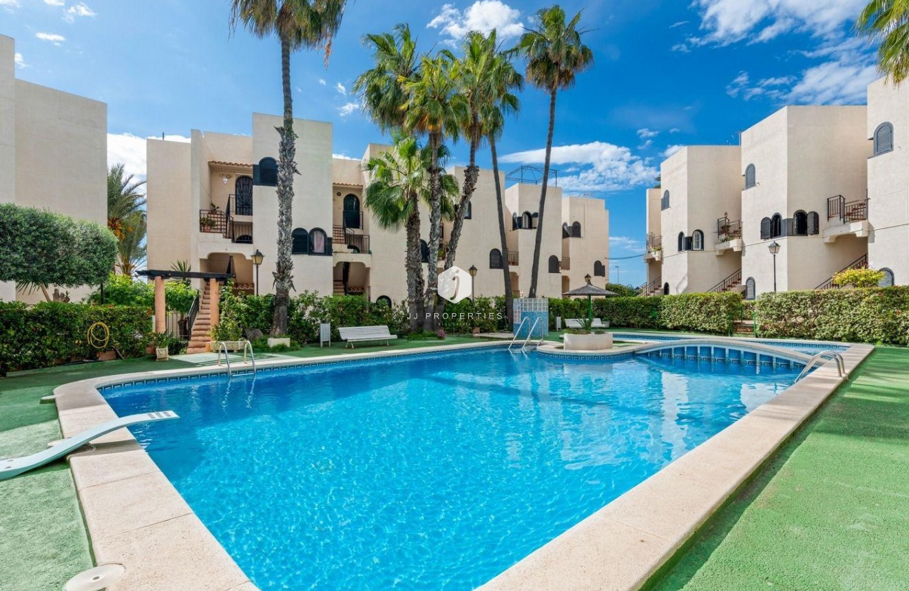 Resale - Apartment / flat -
Torrevieja - Cabo cervera