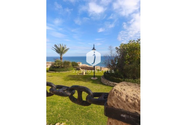 Resale - Apartment / flat -
Torrevieja - Cabo cervera