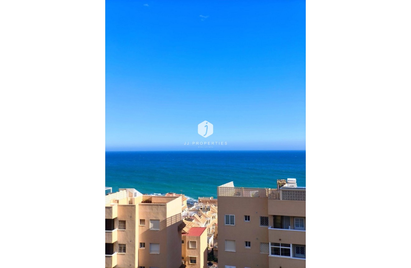 Resale - Apartment / flat -
Torrevieja - Cabo cervera