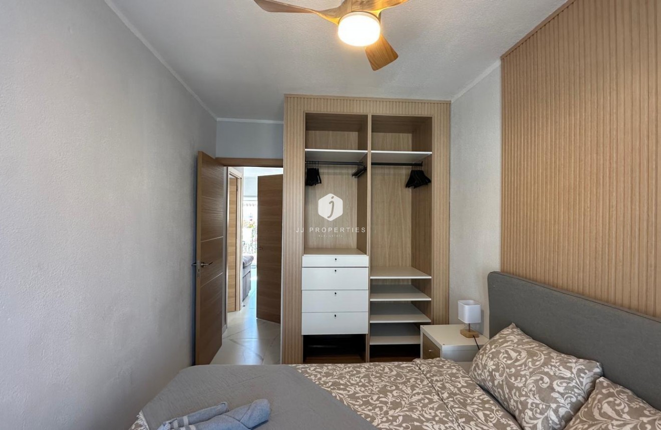 Resale - Bungalow -
Torrevieja - Los Balcones