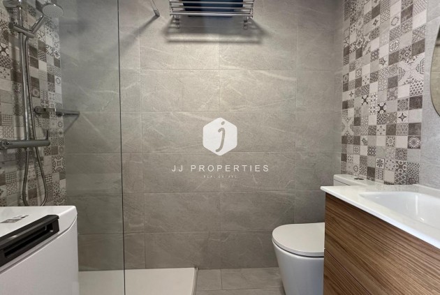 Resale - Bungalow -
Torrevieja - Los Balcones