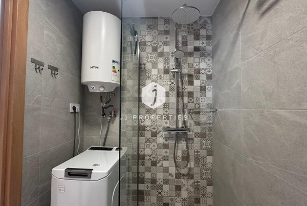 Resale - Bungalow -
Torrevieja - Los Balcones