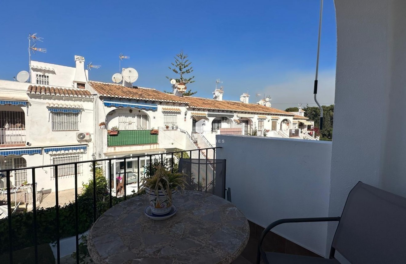 Resale - Bungalow -
Torrevieja - Los Balcones