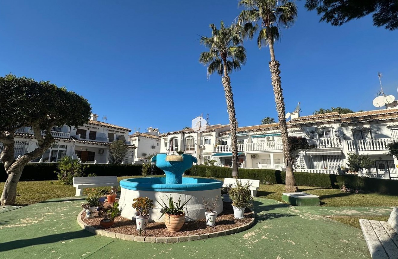 Resale - Bungalow -
Torrevieja - Los Balcones