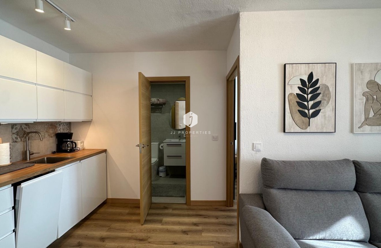 Resale - Bungalow -
Torrevieja - Los Balcones - Los Altos del Edén