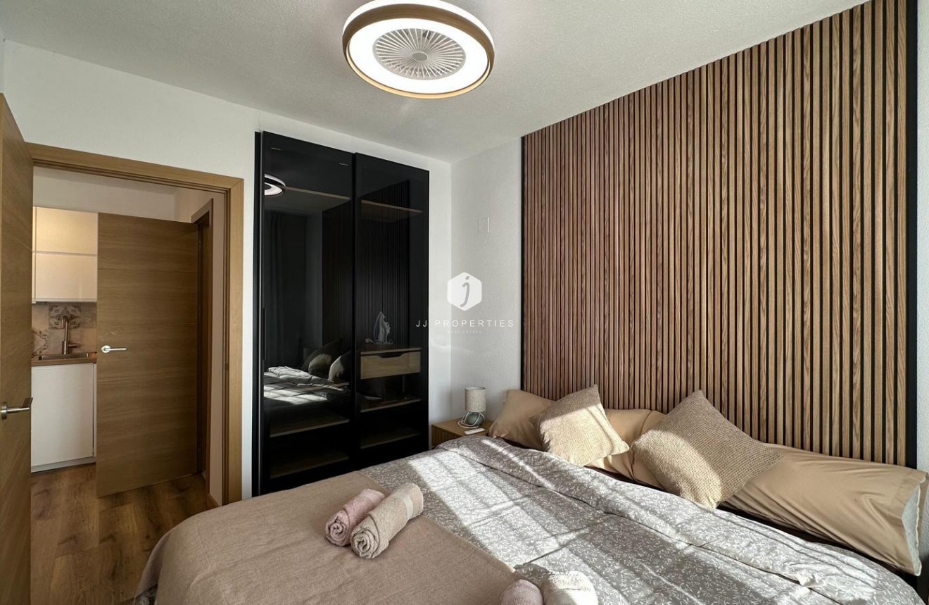 Resale - Bungalow -
Torrevieja - Los Balcones - Los Altos del Edén