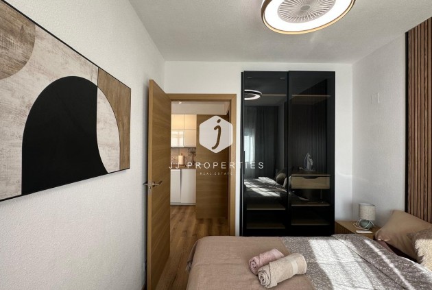 Resale - Bungalow -
Torrevieja - Los Balcones - Los Altos del Edén