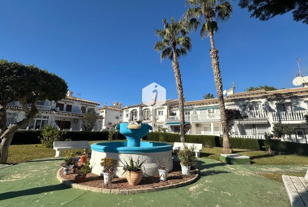 Resale - Bungalow -
Torrevieja - Los Balcones - Los Altos del Edén