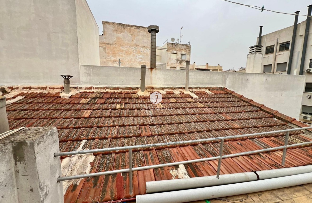 Aus zweiter Hand - Wohnung -
Torrevieja - Centro