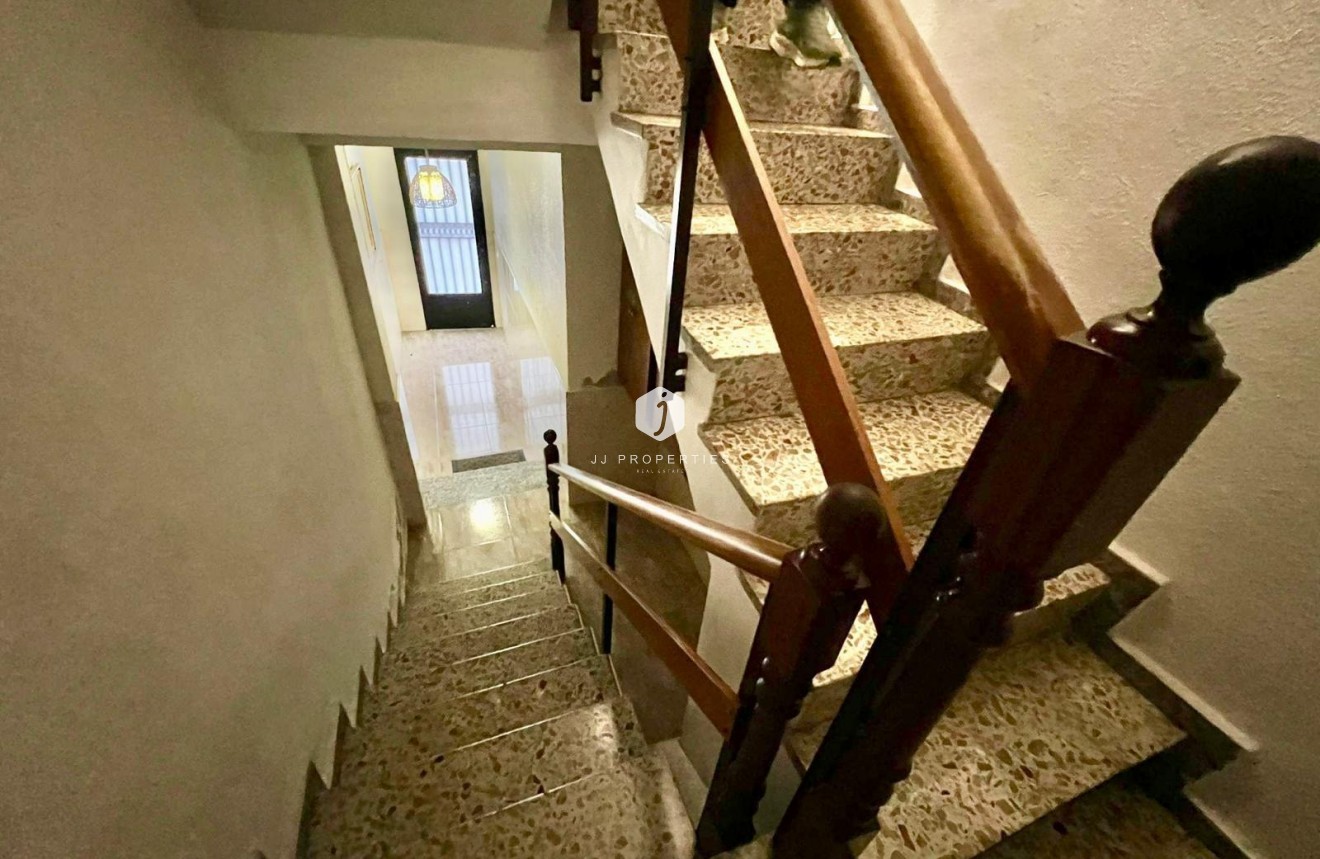 Aus zweiter Hand - Wohnung -
Torrevieja - Centro