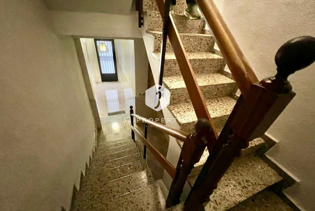 Aus zweiter Hand - Wohnung -
Torrevieja - Centro