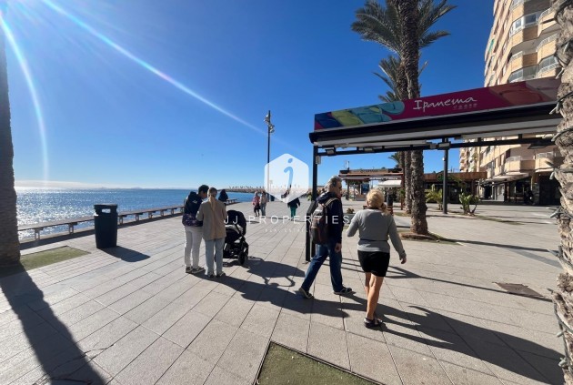 Aus zweiter Hand - Wohnung -
Torrevieja - Centro