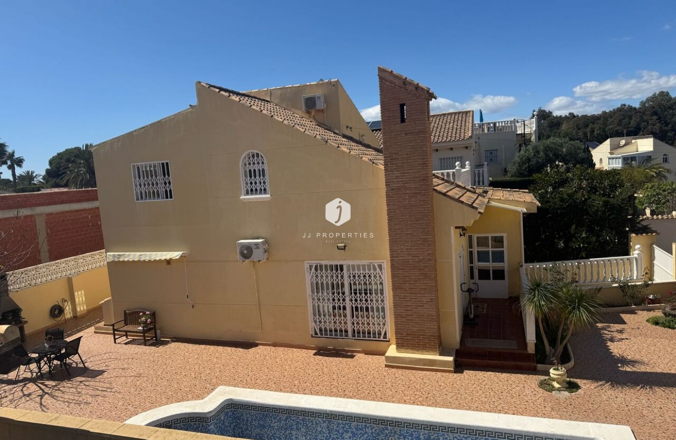 Resale - Villa -
Playa Flamenca - Costa Blanca