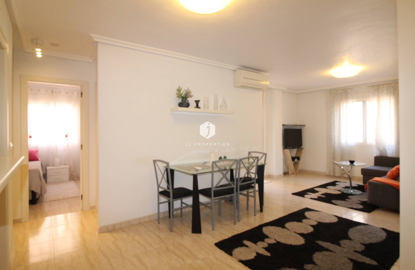 Aus zweiter Hand - Wohnung -
Torrevieja - Centro