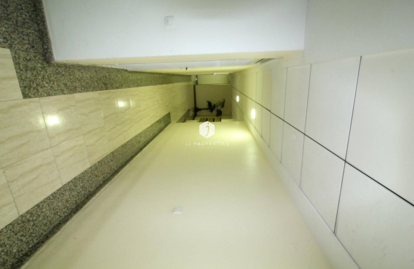 Aus zweiter Hand - Wohnung -
Torrevieja - Centro