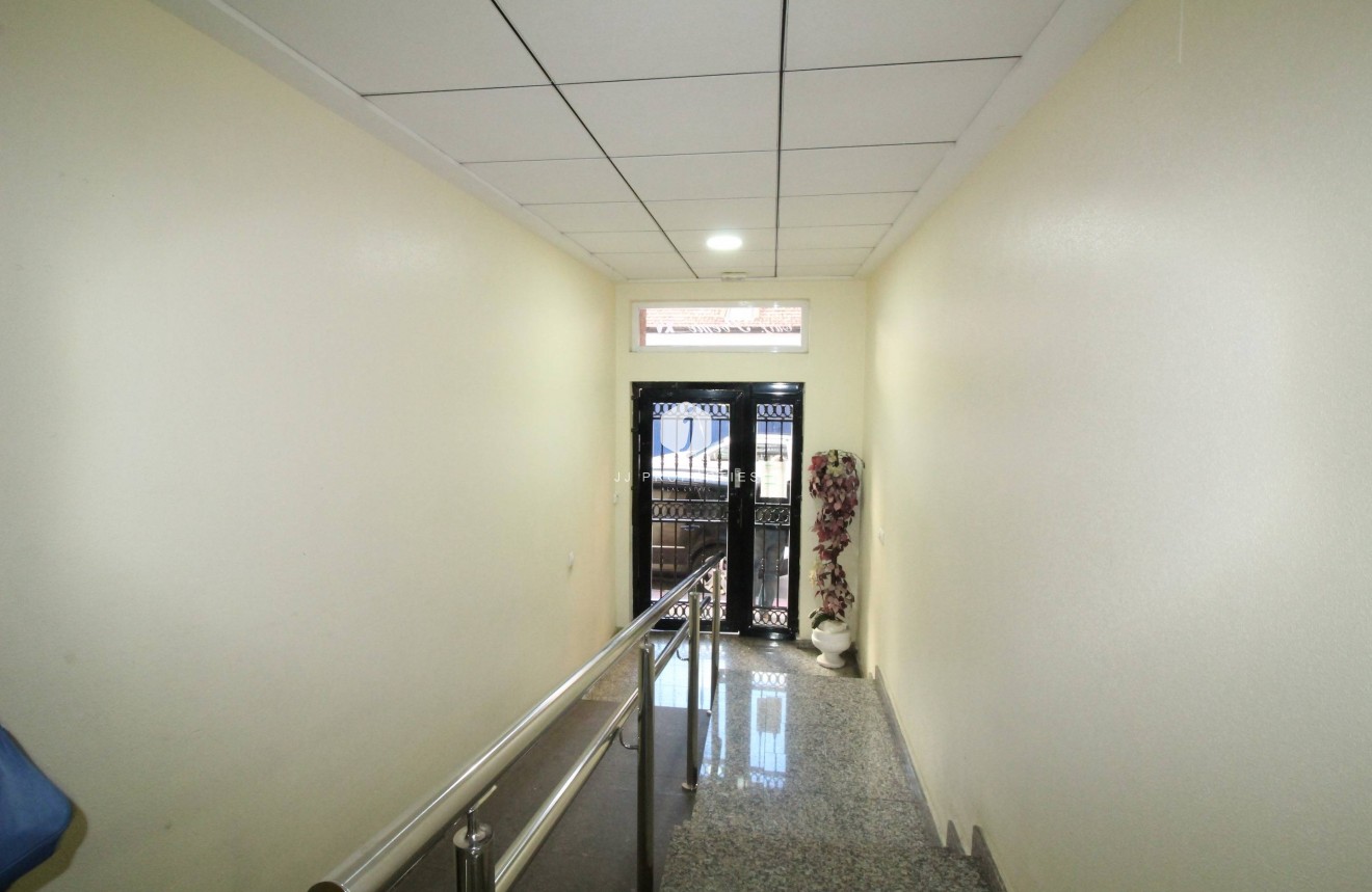 Aus zweiter Hand - Wohnung -
Torrevieja - Centro