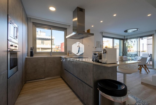 Resale - Villa -
Orihuela Costa - Costa Blanca