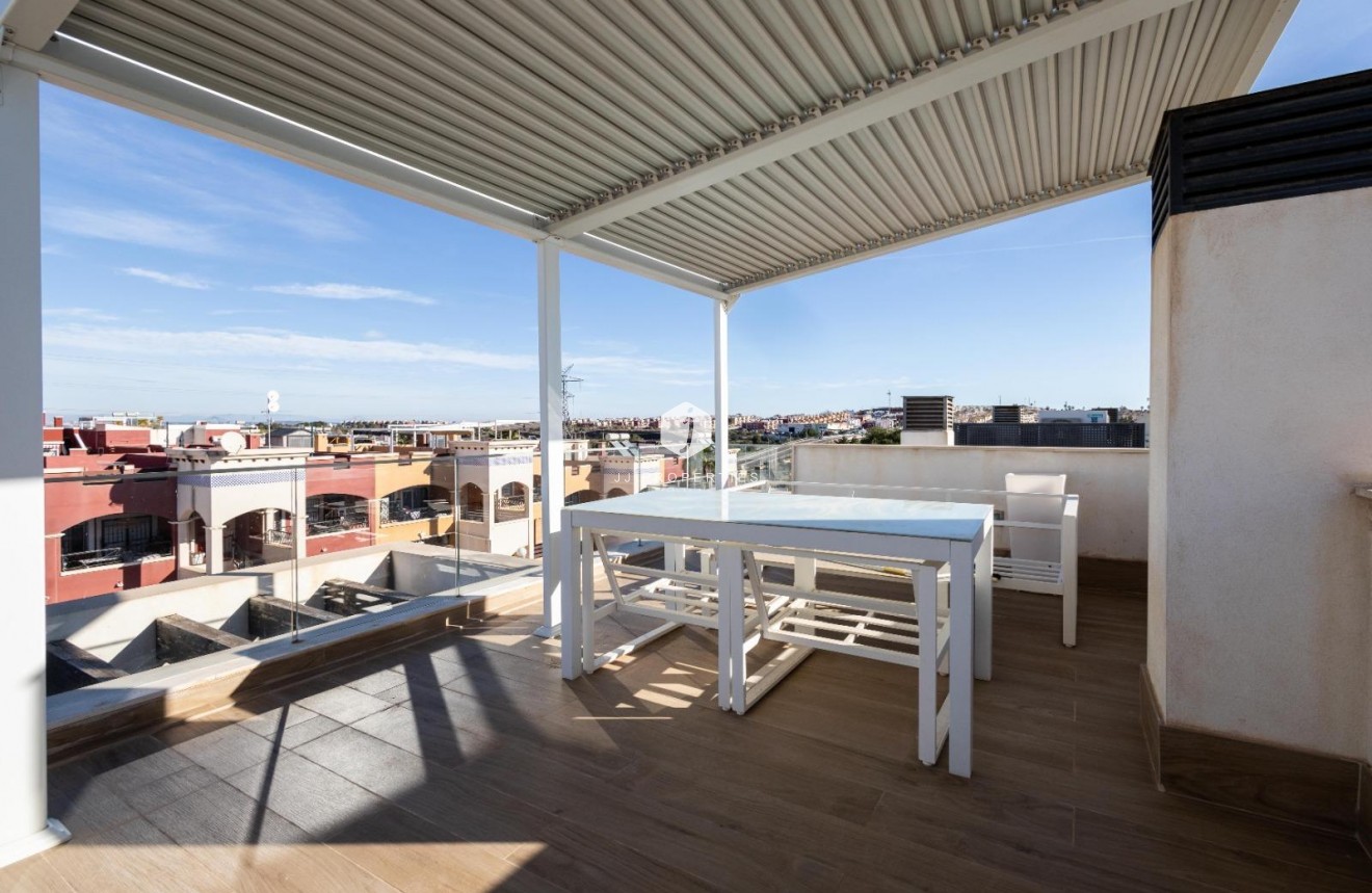 Resale - Villa -
Orihuela Costa - Costa Blanca