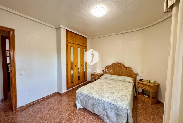 Resale - Villa -
Torrevieja - Costa Blanca