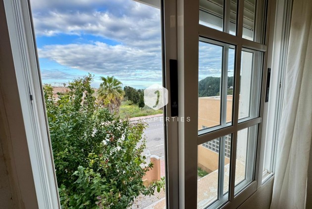 Resale - Villa -
Torrevieja - Costa Blanca