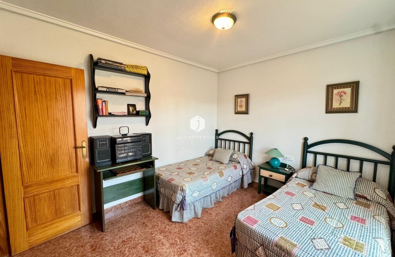 Resale - Villa -
Torrevieja - Costa Blanca