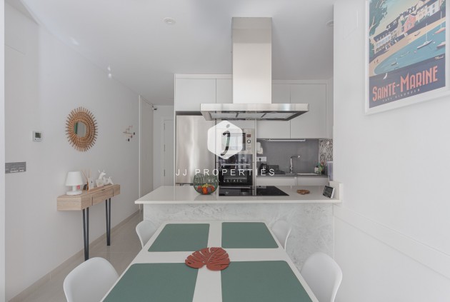 Resale - Apartment / flat -
Torrevieja - Costa Blanca