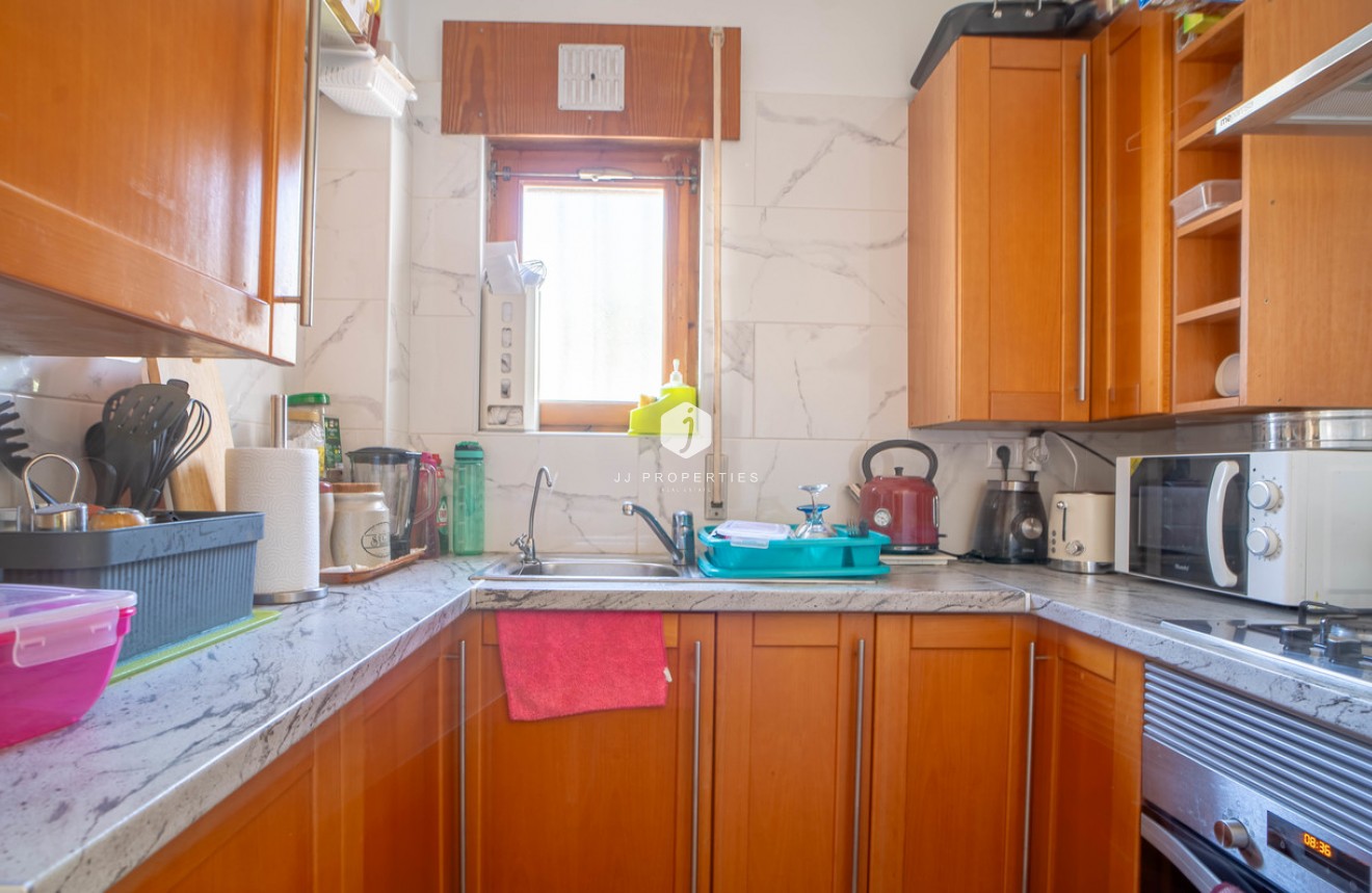 Resale - Chalet -
Torrevieja - Costa Blanca