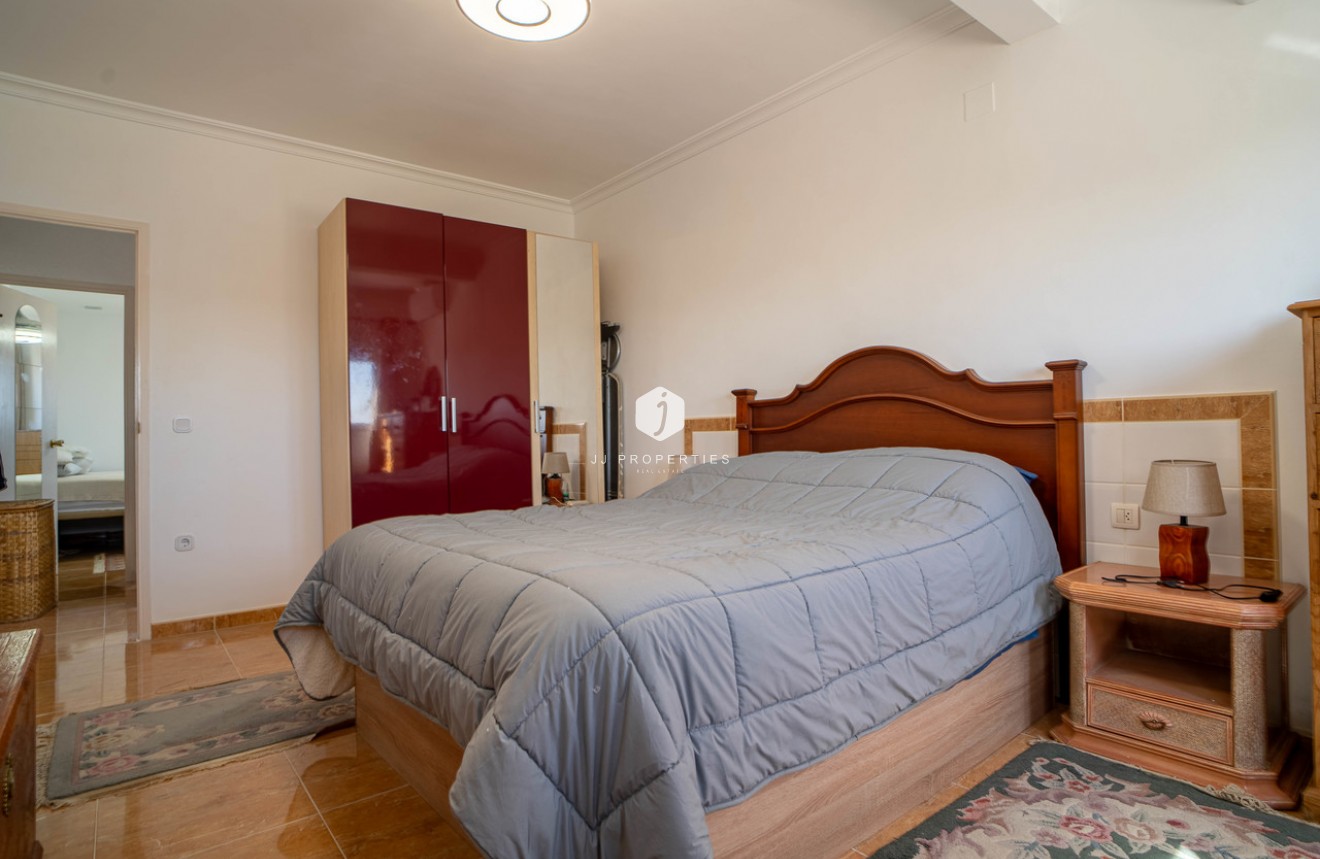 Resale - Chalet -
Torrevieja - Costa Blanca