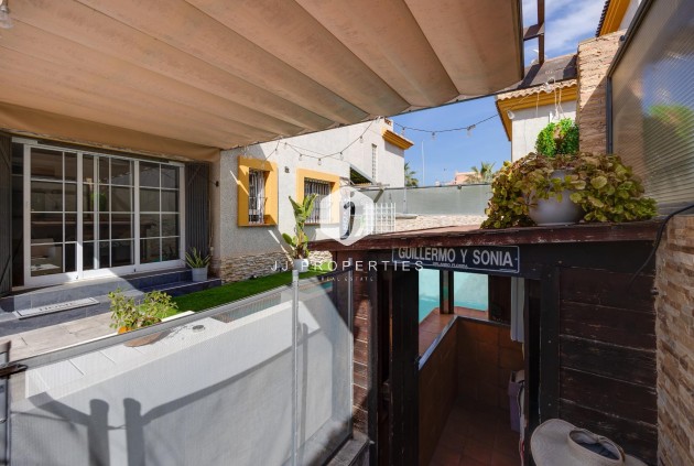 D'occasion - Villa -
Los Montesinos - La herrada