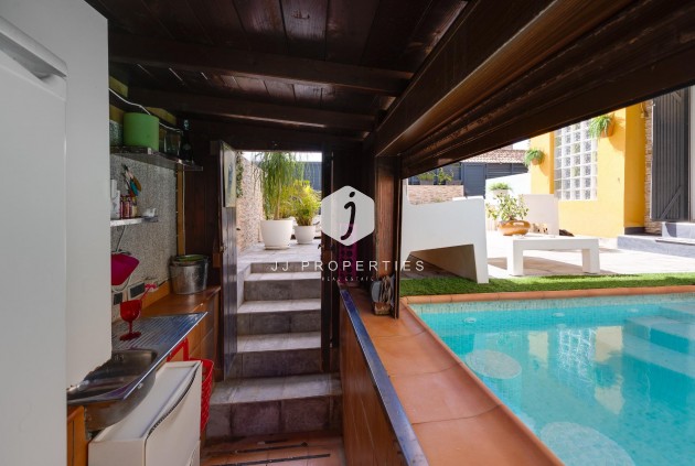 D'occasion - Villa -
Los Montesinos - La herrada