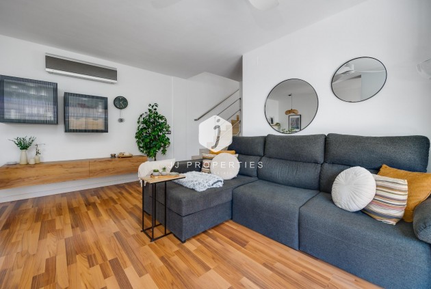 D'occasion - Villa -
Los Montesinos - La herrada