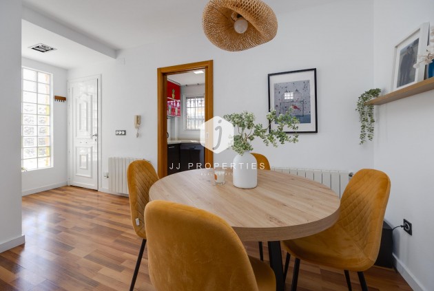 D'occasion - Villa -
Los Montesinos - La herrada