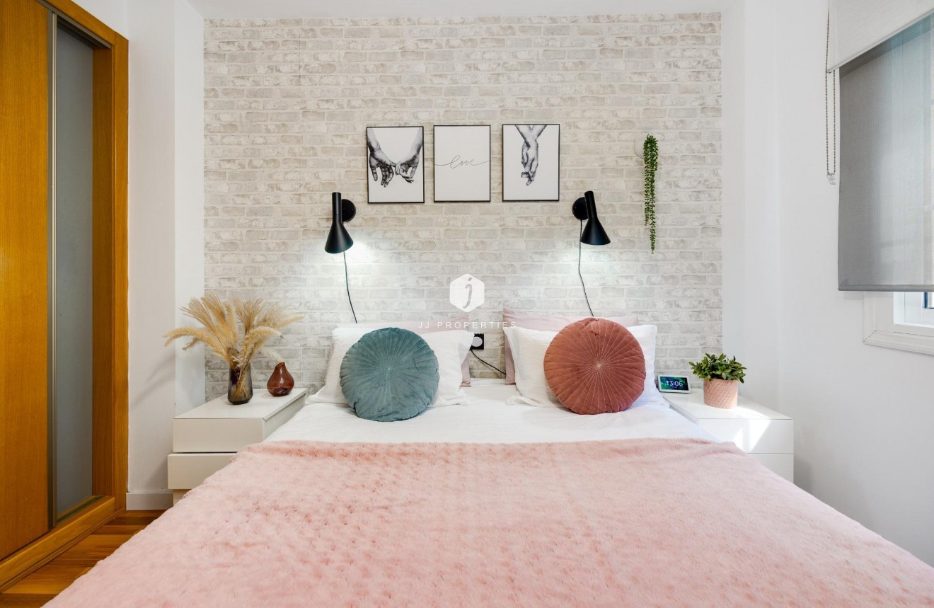 D'occasion - Villa -
Los Montesinos - La herrada