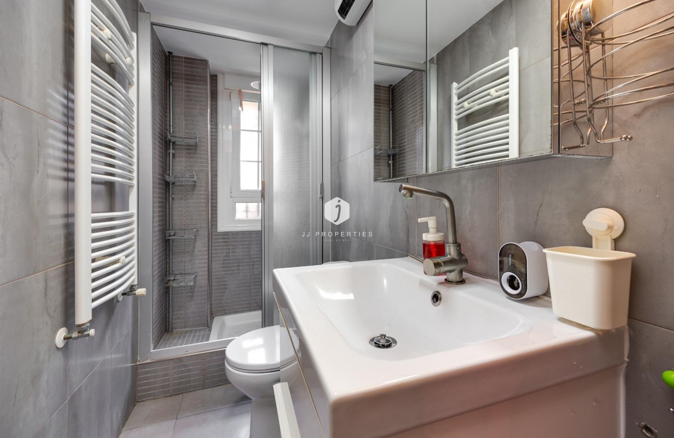 D'occasion - Villa -
Los Montesinos - La herrada