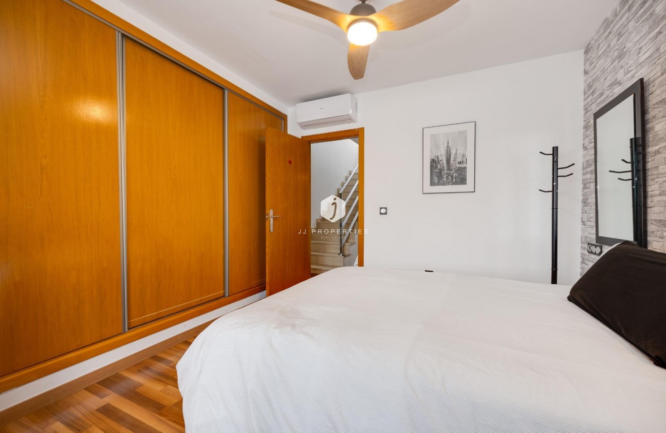 D'occasion - Villa -
Los Montesinos - La herrada