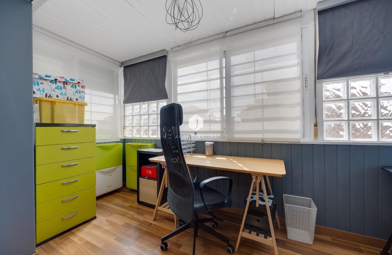 D'occasion - Villa -
Los Montesinos - La herrada