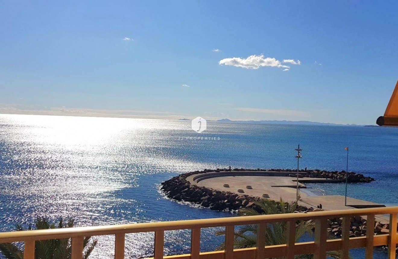 Resale - Apartment / flat -
Torrevieja - Estacion de autobuses