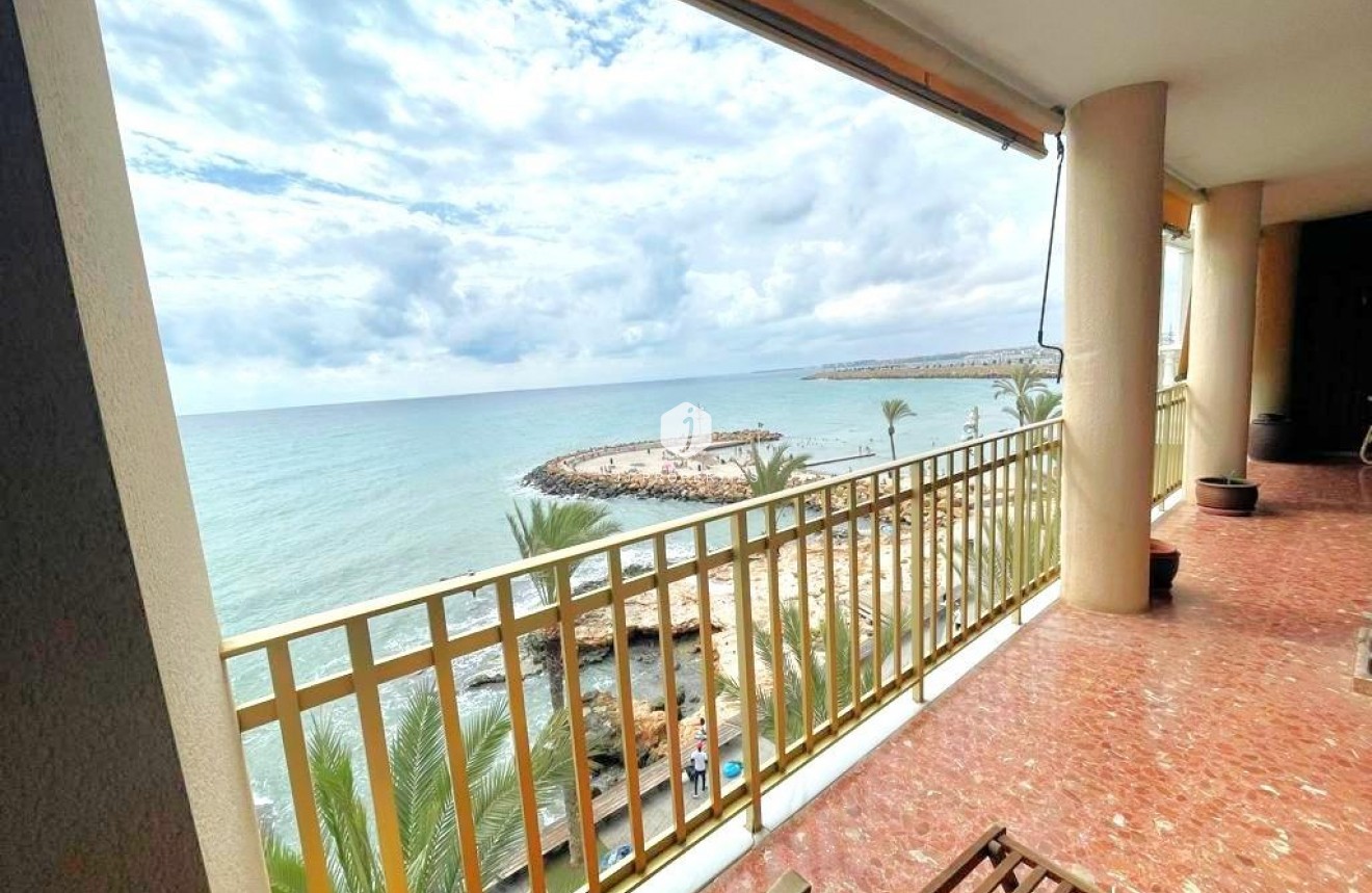 Resale - Apartment / flat -
Torrevieja - Estacion de autobuses