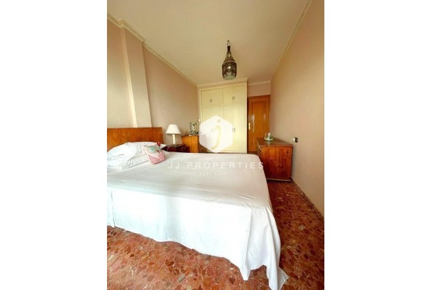 Resale - Apartment / flat -
Torrevieja - Estacion de autobuses