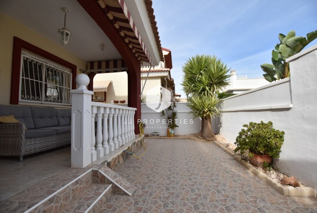 Resale - Chalet -
Ciudad Quesada - Costa Blanca