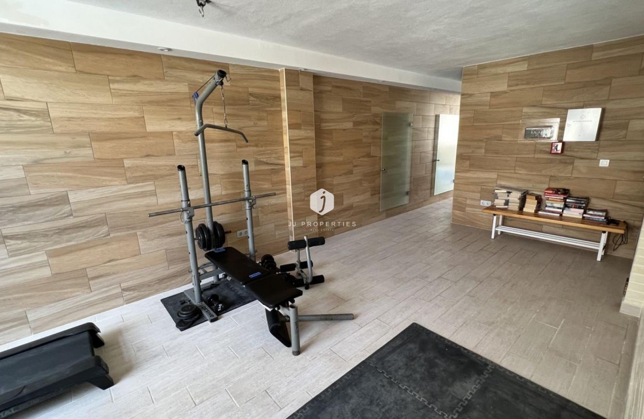 Resale - Chalet -
Cabo Roig - Costa Blanca