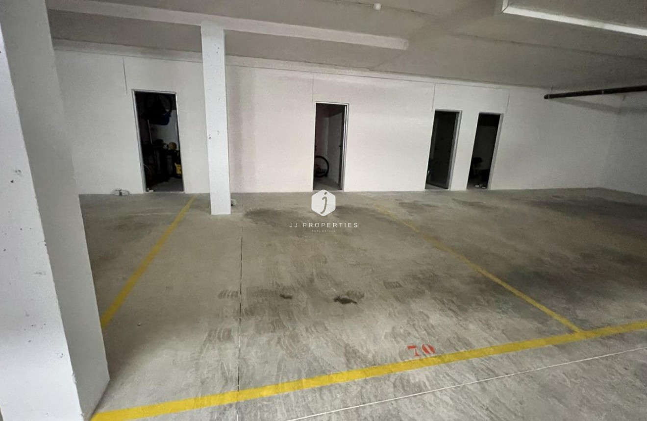 Resale - Chalet -
Cabo Roig - Costa Blanca