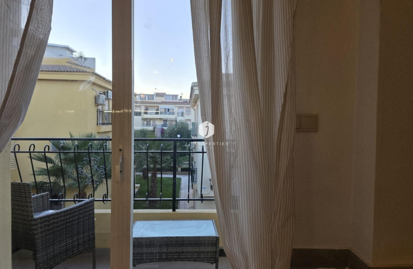 Resale - Penthouse -
Torrevieja - Cala Ferris