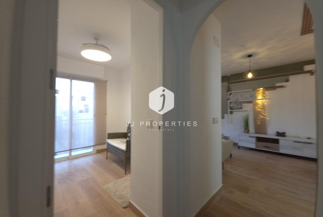 Resale - Penthouse -
Torrevieja - Cala Ferris