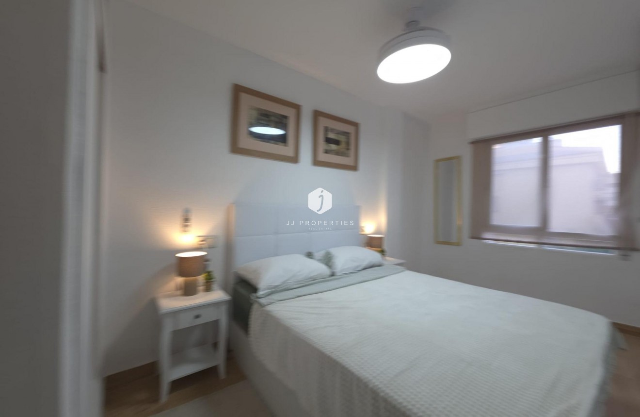 Resale - Penthouse -
Torrevieja - Cala Ferris