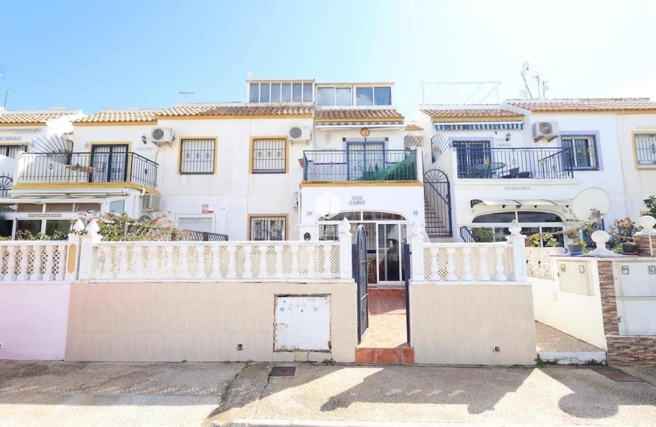 Resale - Bungalow -
Torrevieja - Costa Blanca