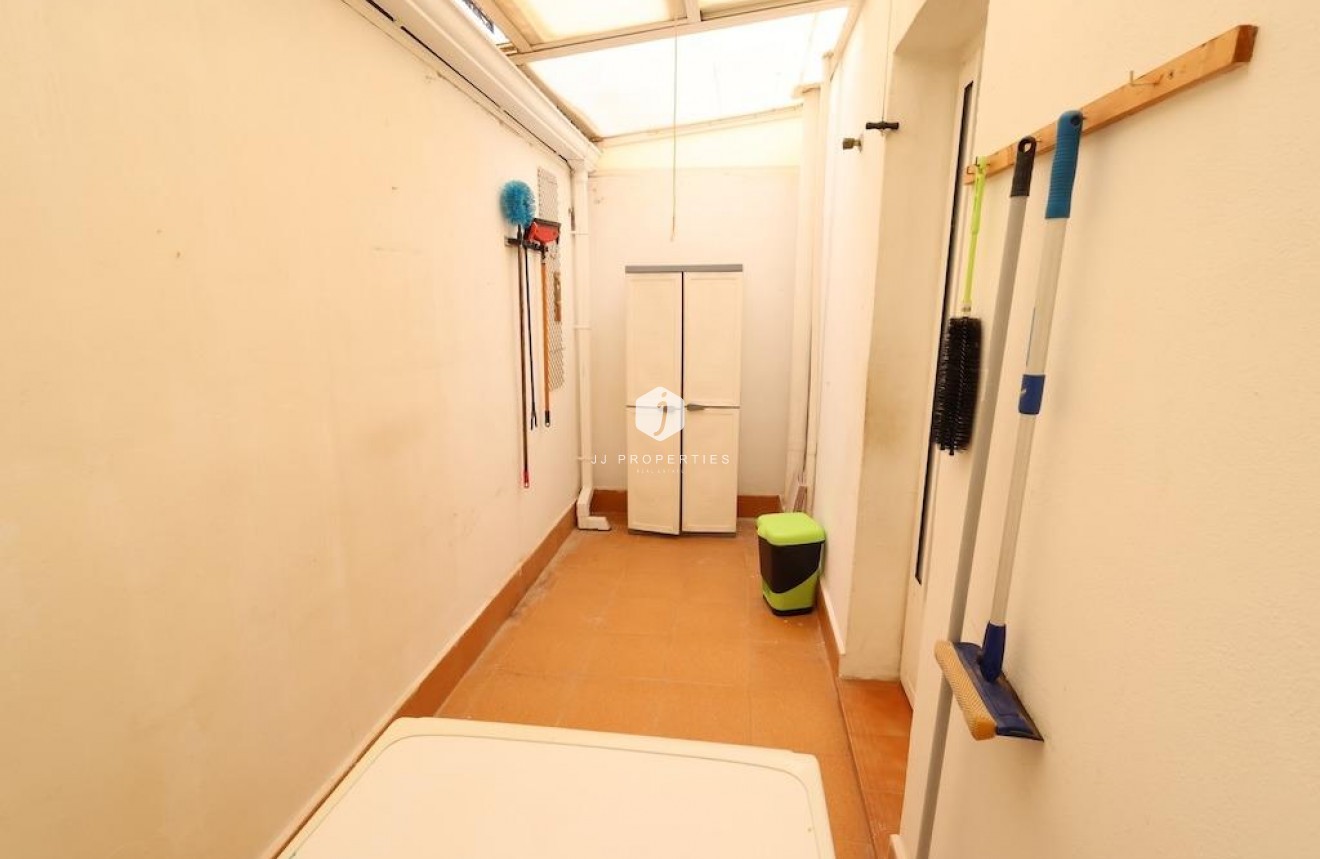 Resale - Bungalow -
Torrevieja - Costa Blanca