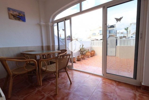 Resale - Bungalow -
Torrevieja - Costa Blanca